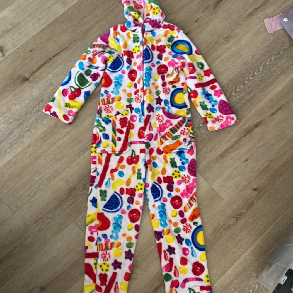 Dylan’s Candy Bar, onesie, pajamas, size M